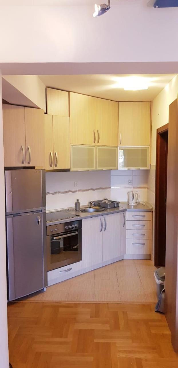 شقة بودفا  في Flat Fortunella الغرفة الصورة